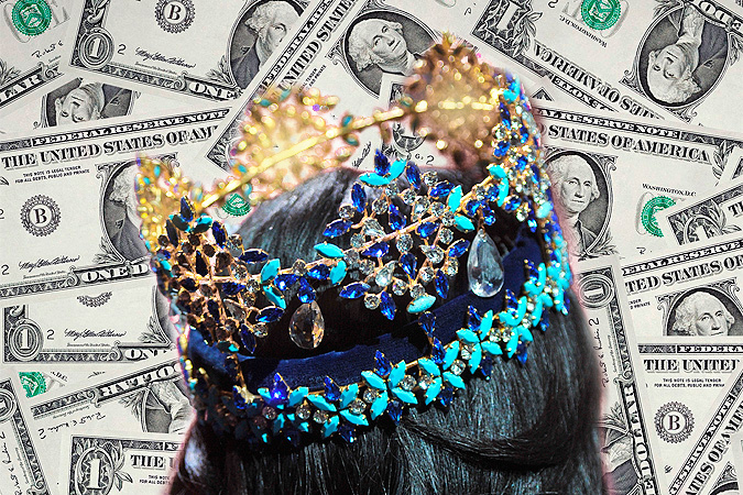 Первое место на конкурсе «Краса России» можно купить за $500 тысяч, а корону «Мисс Земля» за $4 миллиона?